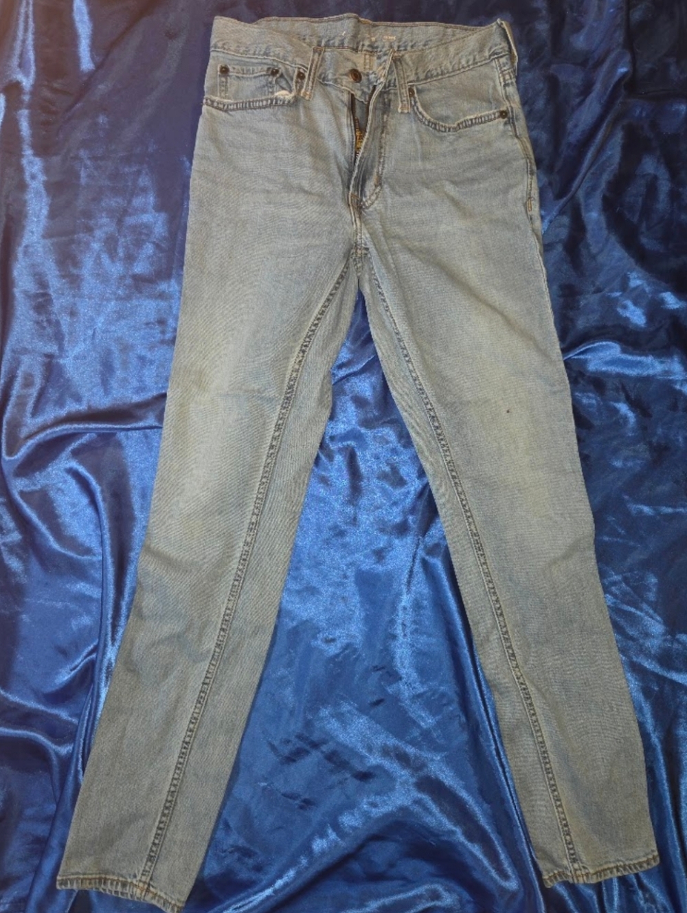 Classic Light Wash Straight-Leg Jeans